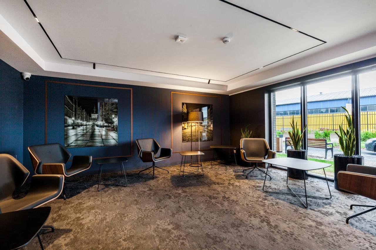 Uroczy W Sercu Starego Miasta Apartament *